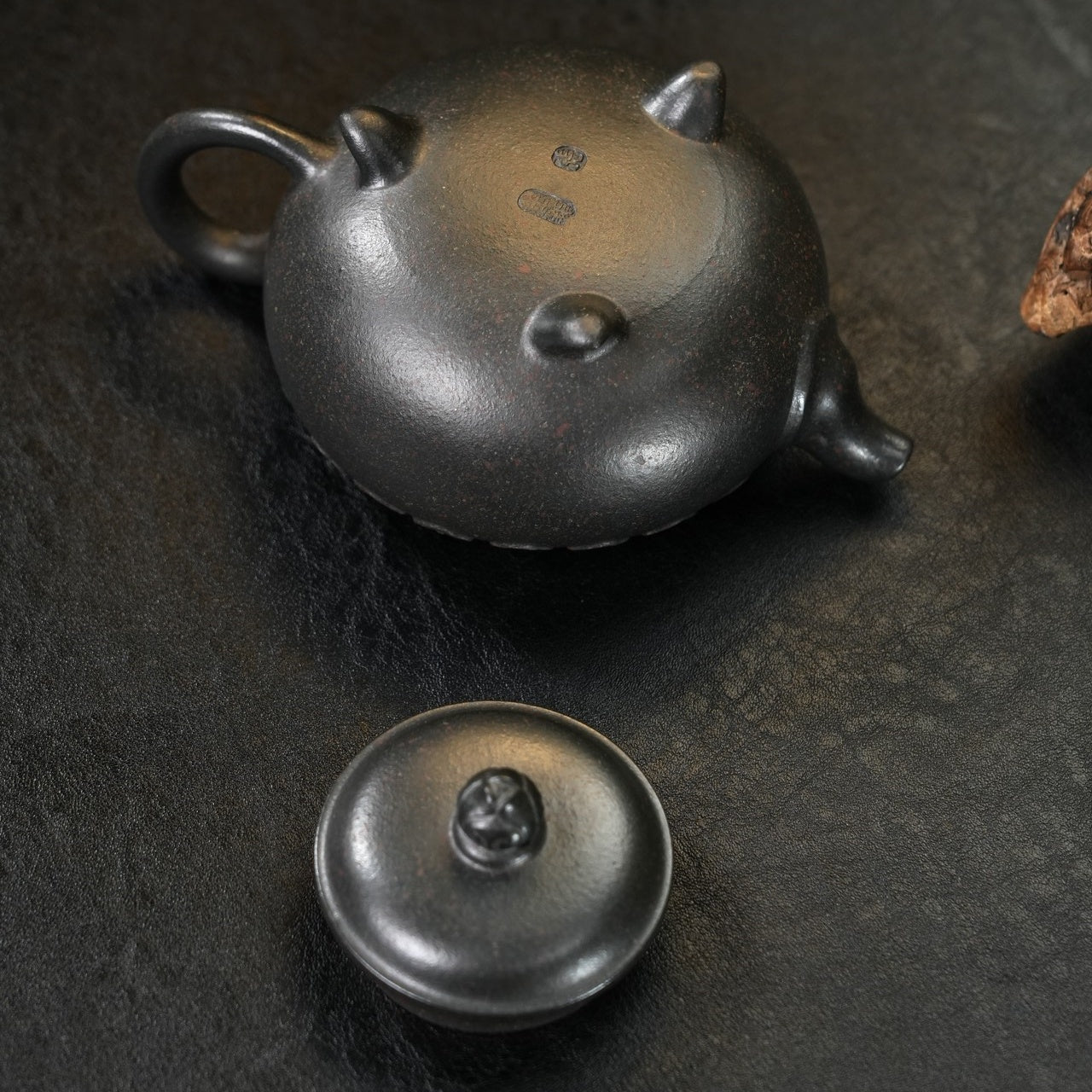 Yun Jian Ru Yi 200cc - Yixing Handmade Teapot - zycs_China