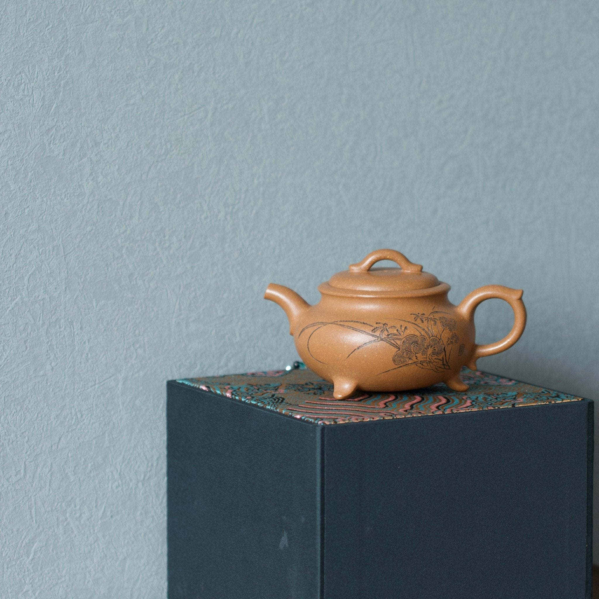 Zhi Lan Jia Qi 185cc - Yixing Handmade Teapot - zycs_China