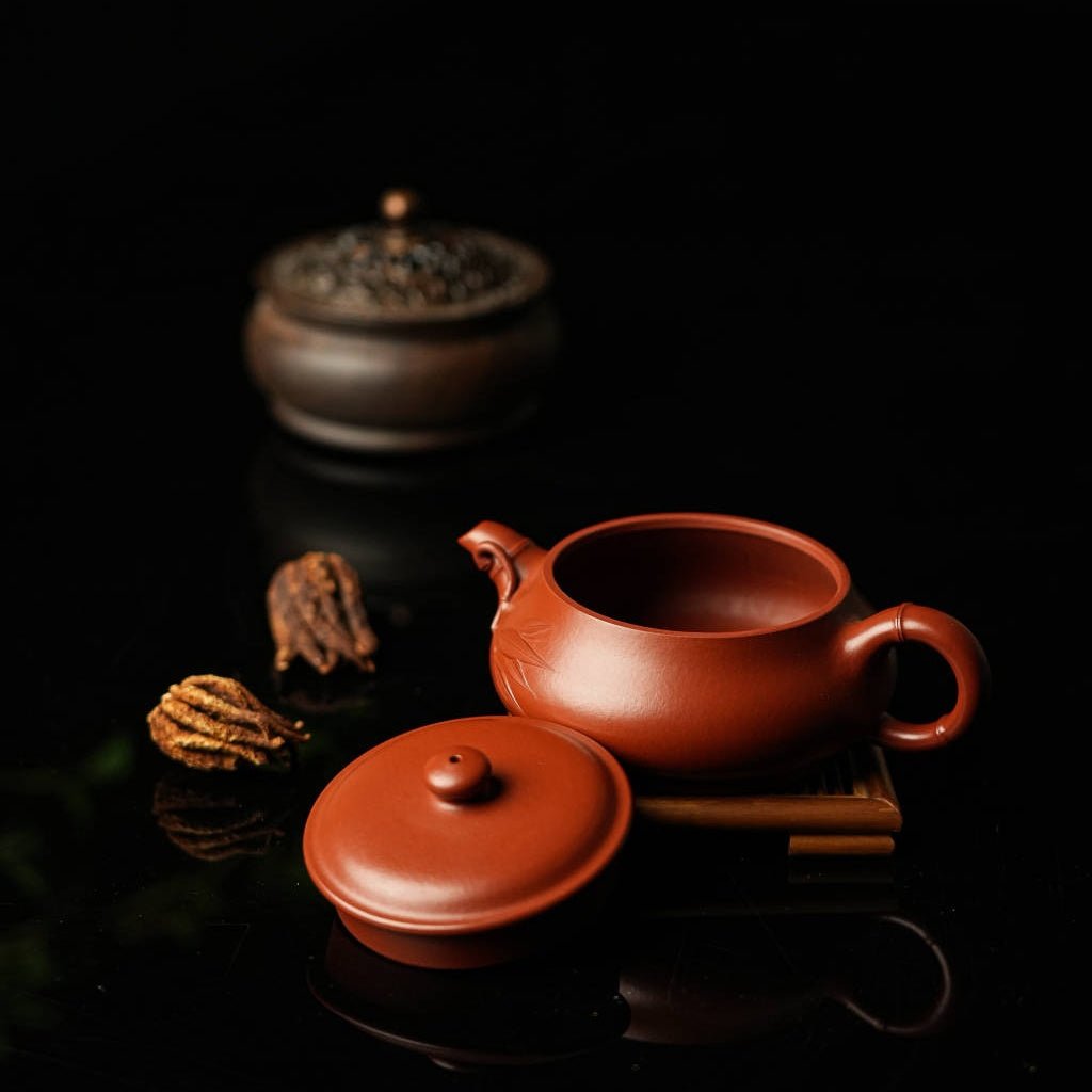 Zhu Jie Ming Lu 200cc - Yixing Handmade Teapot - zycs_China